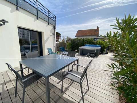 Vente maison 8 pièces Saint-Gilles-Croix-De-Vie Croix De Vie 85