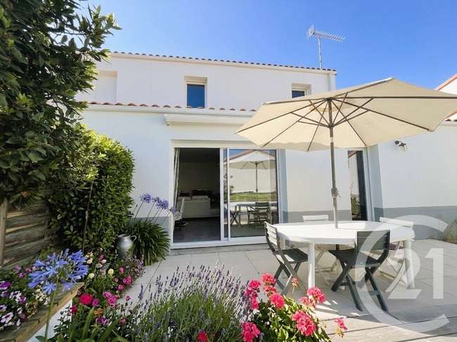 Maison 5 pièces 101 m² · à Saint-Gilles-Croix-de-Vie Croix de Vie · 101 m² · 430 000 €