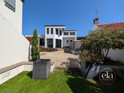 Vente maison 6 pièces Saint-Gilles-Croix-De-Vie Croix De Vie 85