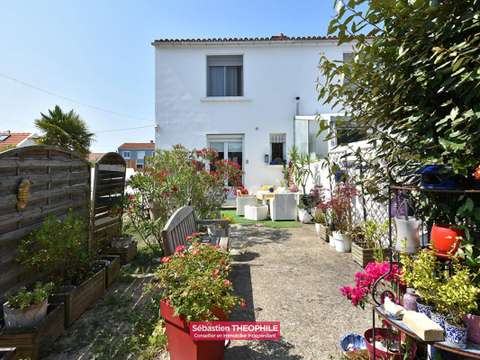 Vente maison 4 pièces Saint-Gilles-Croix-De-Vie Sud 85