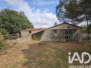 Vente maison 5 pièces Saint-Gourson 16