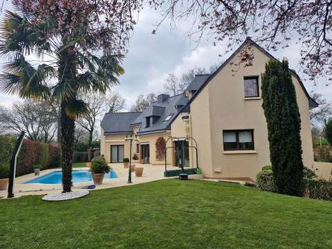 Vente maison 9 pièces