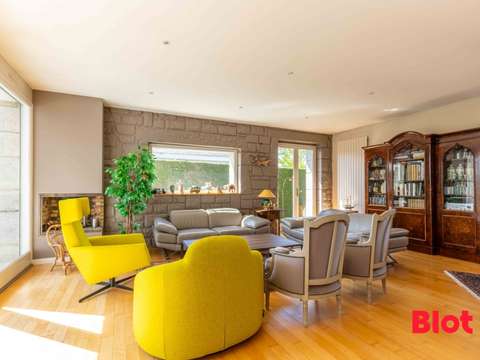 Vente maison 8 pièces