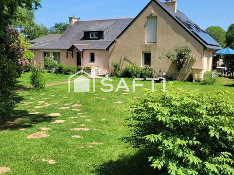 Vente maison 9 pièces Saint-Hernin 29