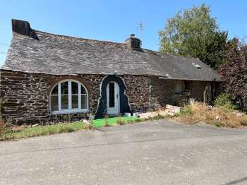 Vente maison 4 pièces Saint-Hernin 29
