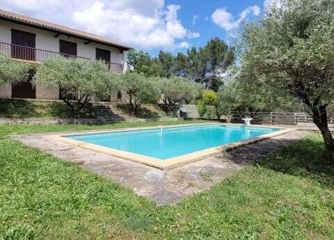 Vente maison 6 pièces Saint-Hilaire-de-Brethmas 30