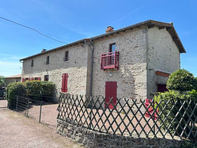 Maison 1 pièce 288 m² · à Saint-Hilaire-de-Loulay · 288 m² · 568 000 €