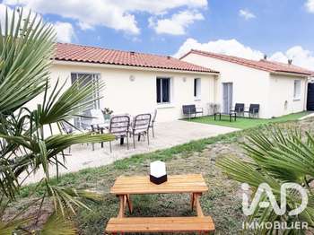 Vente maison 6 pièces Saint-Hilaire-de-Voust 85