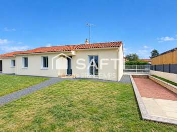 Vente maison 6 pièces Saint-Hilaire-de-Voust 85