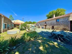 Vente Maison 7 chambresSaint-Hilaire-des-Loges