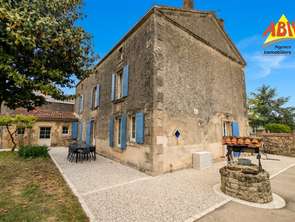 Vente Maison 5 chambresSaint-Hilaire-des-Loges
