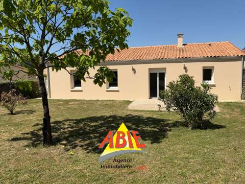 Vente maison 4 pièces Saint-Hilaire-des-Loges 85