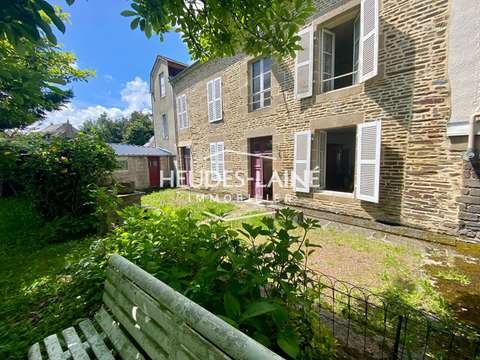 Vente maison 10 pièces Saint-Hilaire-du-Harcouët 50