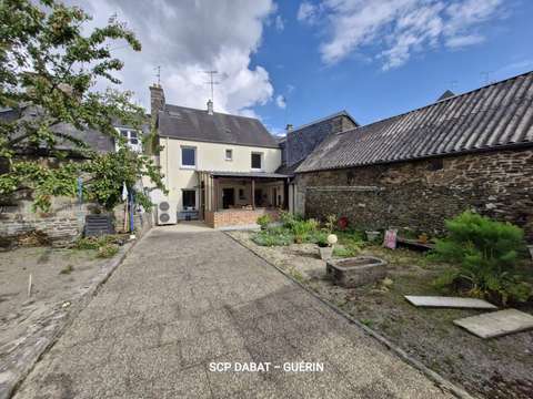 Vente maison 6 pièces Saint-Hilaire-du-Harcouët 50