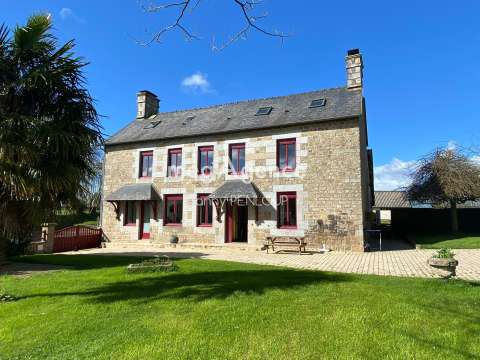 Vente maison 7 pièces Saint-Hilaire-du-Harcouët 50