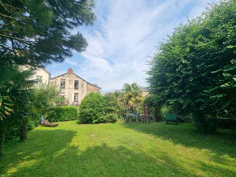 Vente maison 8 pièces Saint-Hilaire-du-Harcouët 50