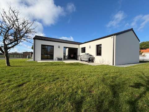 Vente maison 5 pièces Saint-Hilaire-la-Forêt 85