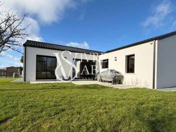Vente Maison 3 chambresSaint-Hilaire-la-Forêt