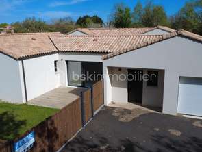 Vente Maison 3 chambresSaint-Hilaire-la-Forêt