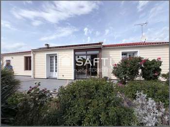 Vente maison 5 pièces Saint-Hilaire-la-Forêt 85