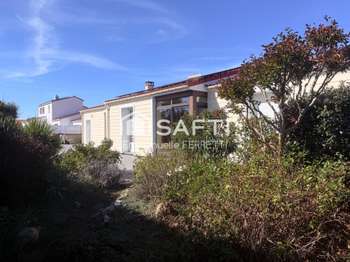 Vente maison 5 pièces Saint-Hilaire-la-Forêt 85
