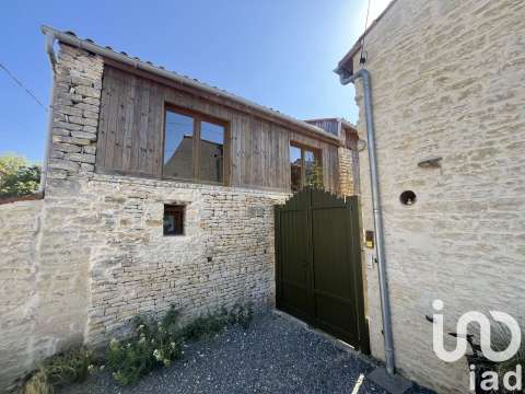 Vente maison 10 pièces Saint-Hilaire-la-Palud 79