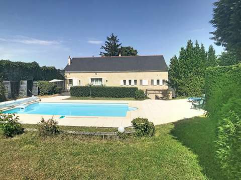 Vente maison 8 pièces Saint-Hilaire-Saint-Florent 49
