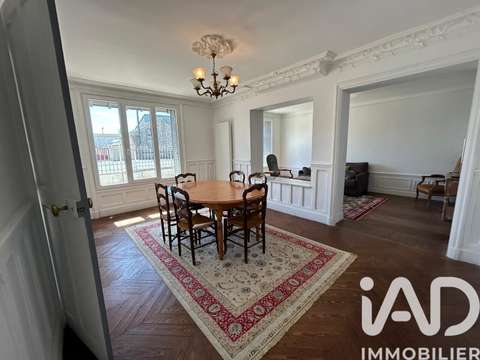 Vente maison 8 pièces Saint-Hilaire-sur-Risle 61