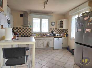 Vente maison 7 pièces Saint-Jean-Brévelay 56
