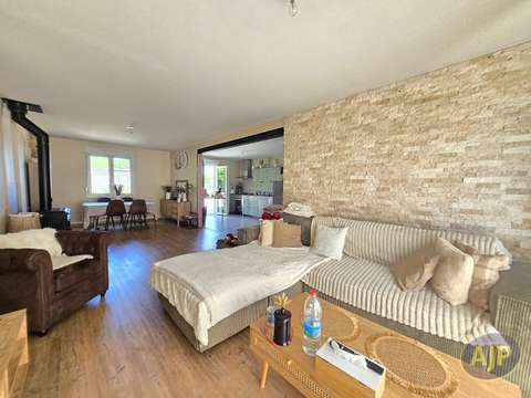 Vente maison 5 pièces Saint-Jean-Brévelay 56
