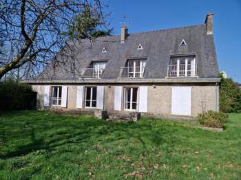 Vente maison 11 pièces Saint-Jean-Brévelay 56