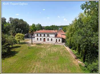 Vente Maison 4 chambresSaint-Jean-d'Angély