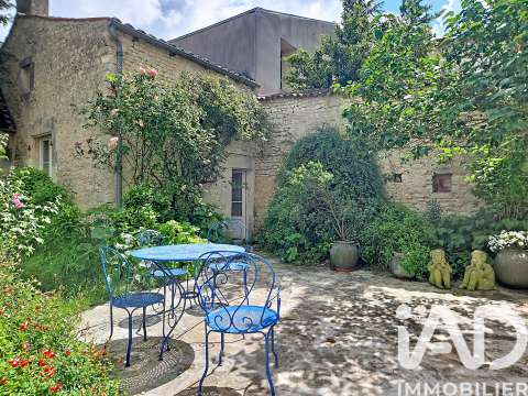 Vente maison 11 pièces Saint-Jean-d'Angély 17