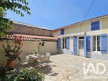 Vente Maison 2 chambresSaint-Jean-d'Angély