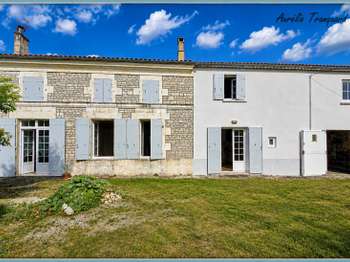 Vente Maison 3 chambresSaint-Jean-d'Angély