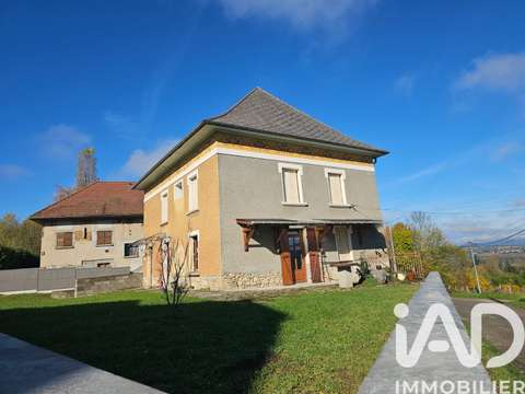 Vente maison 8 pièces Saint-Jean-d'Avelanne 38