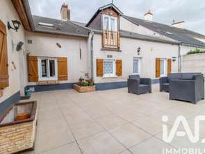 Vente Maison 5 chambresSaint-Jean-de-la-Ruelle