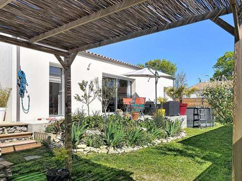 Vente maison 5 pièces Saint-Jean-de-Liversay 17