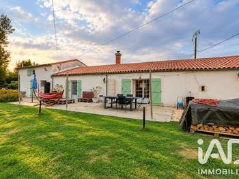 Vente Maison 4 piècesSaint-Jean-de-Liversay