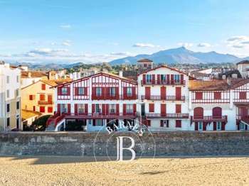 Vente maison 18 pièces Saint-Jean-de-Luz 64