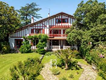 Vente maison 15 pièces Saint-Jean-de-Luz 64