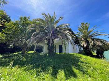 Maison 4 pièces 131 m² · à Saint-Jean-de-Luz · 131 m² · 892 500 €
