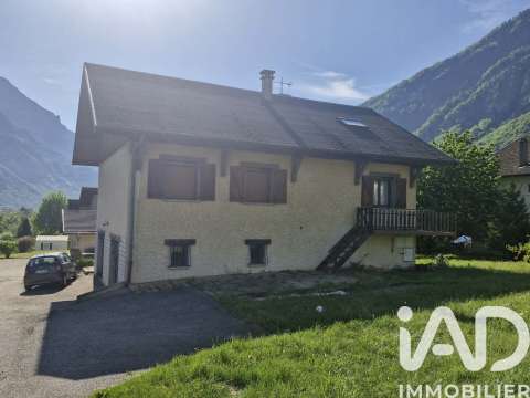 Vente maison 6 pièces Saint-Jean-de-Maurienne 73