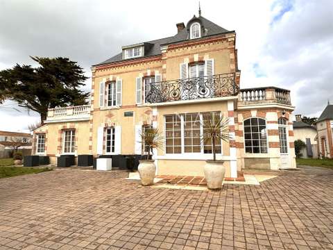 Vente maison 13 pièces Saint-Jean-de-Monts 85