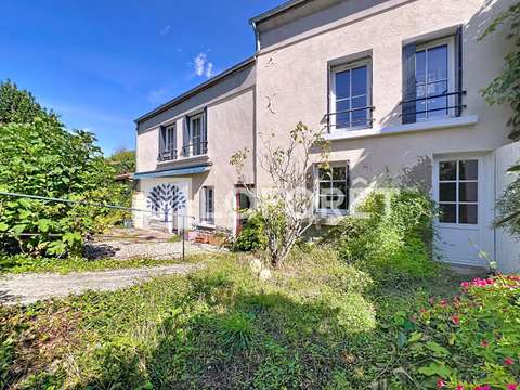 Vente maison 6 pièces Saint-Jean-de-Thouars 79