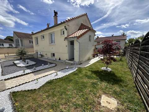 Vente maison 4 pièces Saint-Jean-de-Thouars 79