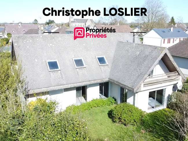Maison 7 pièces 156 m² · à Saint-Jean-des-Champs · 156 m² · 150 000 €