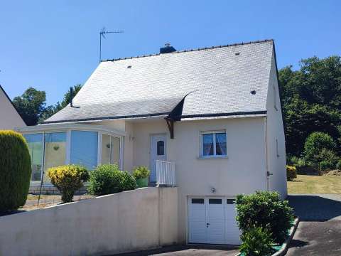 Vente maison 6 pièces Saint-Jean-la-Poterie 56