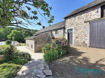 Vente maison 8 pièces Saint-Jean-sur-Mayenne 53