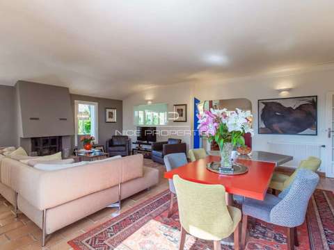 Vente maison 6 pièces Saint-Jeannet 06